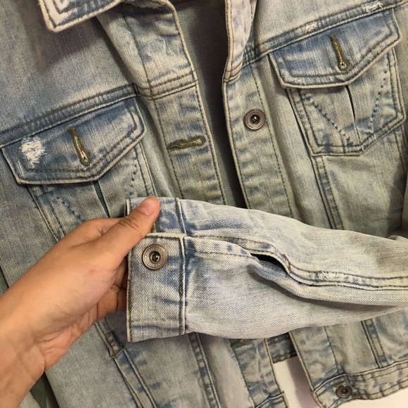 Zara Premium Wash Denim / Jean jacket - Picture 7 of 7